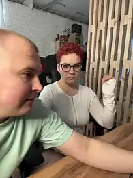 MrMrsRight — 在 stripchat 直播的网络摄像头模特