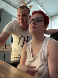 MrMrsRight — 在 stripchat 直播的网络摄像头模特