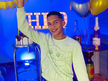 DylamAmadeus — 在 livejasmin 直播的网络摄像头模特