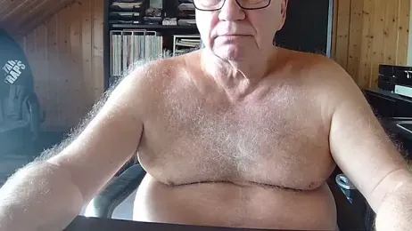 biggandybig — 在 stripchat 直播的网络摄像头模特