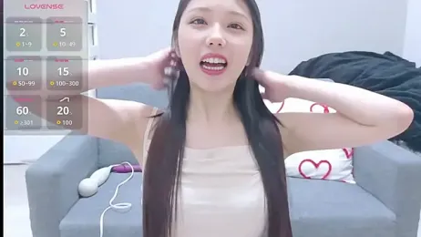 Minamina2 — 在 stripchat 直播的网络摄像头模特