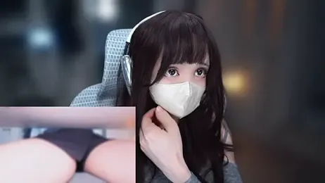 envyko_ai — 在 stripchat 直播的网络摄像头模特