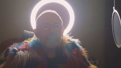 CuriousBisex22 — Cam4 stream photo (Apr 2026)