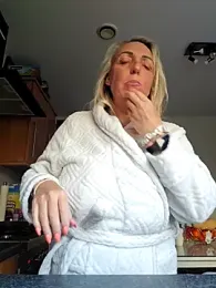 theblondecocklover — Stripchat stream photo (Mar 2026)