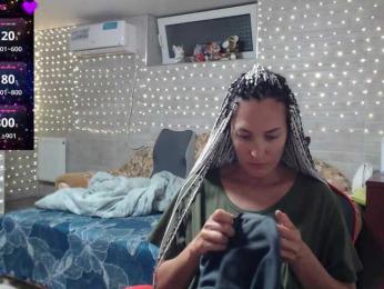 Marina4Love — 在 bongacams 直播的网络摄像头模特