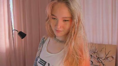 LinhMadeiros — Cam4 stream photo (Aug 2026)