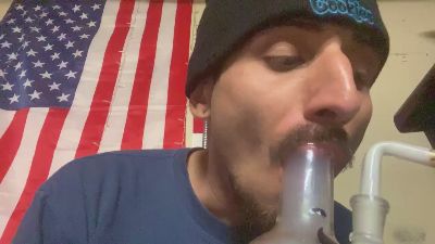 Begging4more — Cam4 stream photo (May 2026)