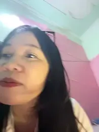 Leeeeiu — 在 stripchat 直播的网络摄像头模特