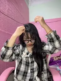 Leeeeiu — 在 stripchat 直播的网络摄像头模特