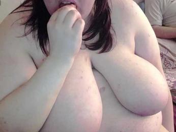 LicaBlack — 在 bongacams 直播的网络摄像头模特