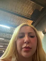 melisboa — 在 stripchat 直播的网络摄像头模特