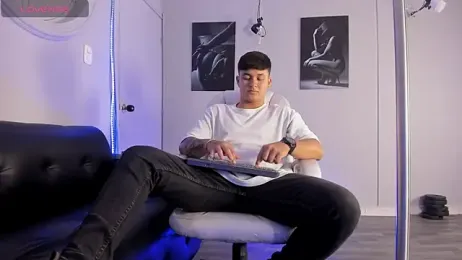 Cristopher_strong — Stripchat stream photo (Feb 2026)