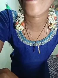 Kavya5500 — 在 stripchat 直播的网络摄像头模特