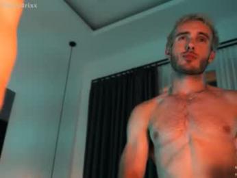 paul_rubini — 在 chaturbate 直播的网络摄像头模特