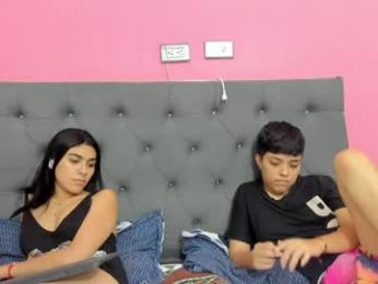 ariloe_quintero — 在 chaturbate 直播的网络摄像头模特
