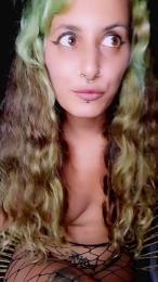 theWitch696 — 在 cam4 直播的网络摄像头模特