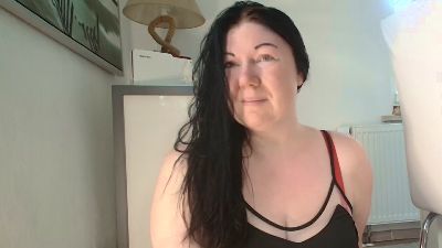 pussy6wetlips — 在 cam4 直播的网络摄像头模特