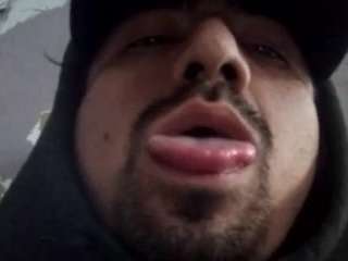 elmonstro690 — 在 camsoda 直播的网络摄像头模特