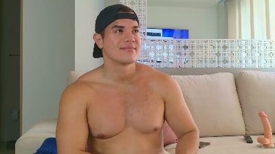 MIKEVIKINGO1 — cam4