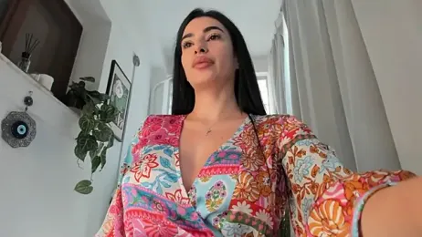 Naila18 — 在 stripchat 直播的网络摄像头模特