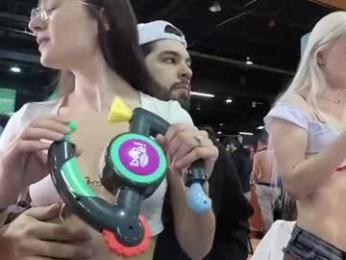 bambifarrina — Chaturbate stream photo (Apr 2026)