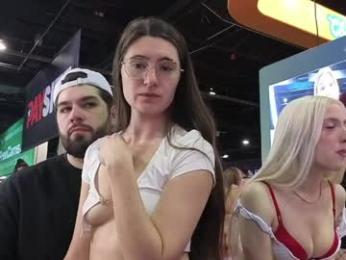 bambifarrina — Chaturbate stream photo (Apr 2026)