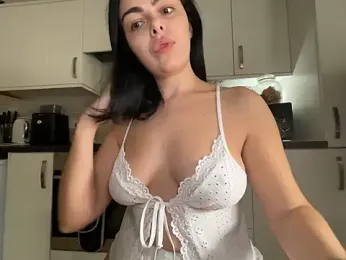 FrancescaXO — 在 stripchat 直播的网络摄像头模特