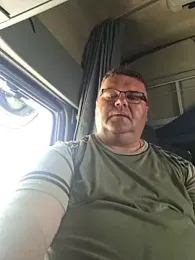 Tataurs — Stripchat stream photo (Apr 2026)