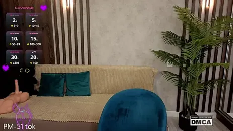 Holl1Would — Stripchat stream photo (Apr 2026)