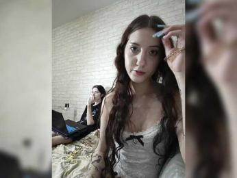 Zazochkaa — 在 bongacams 直播的网络摄像头模特