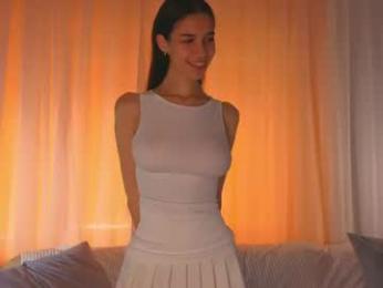 dianelawrence — 在 chaturbate 直播的网络摄像头模特