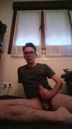 Erlo7_4 — Cam4 stream photo (Jun 2026)
