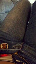 isabella323 — 在 cam4 直播的网络摄像头模特