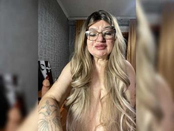 MissTemperament — 在 bongacams 直播的网络摄像头模特