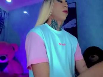oliviahot01 — Chaturbate stream photo (Jun 2026)