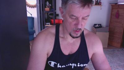 trouarempli — Cam4 stream photo (May 2026)