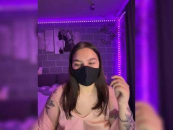 murka_murmurmur — 在 bongacams 直播的网络摄像头模特