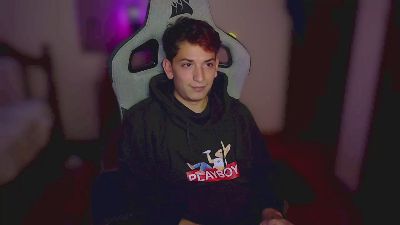 bastian033ok — Cam4 stream photo (May 2025)