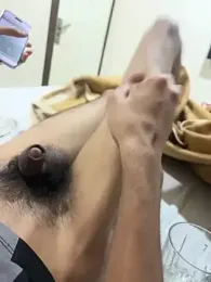zxcvgf12300 — Stripchat stream photo (Jun 2026)