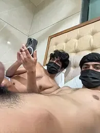 zxcvgf12300 — Stripchat stream photo (Jul 2026)