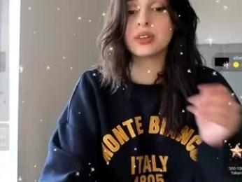 yourfreakygirl — 在 chaturbate 直播的网络摄像头模特