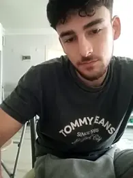 Yasinyasin7 — Stripchat stream photo (Feb 2026)