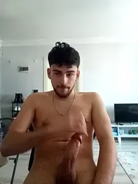 Yasinyasin7 — Stripchat stream photo (Feb 2026)