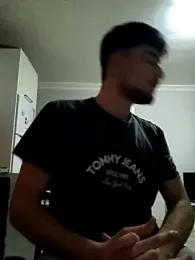 Yasinyasin7 — 在 stripchat 直播的网络摄像头模特