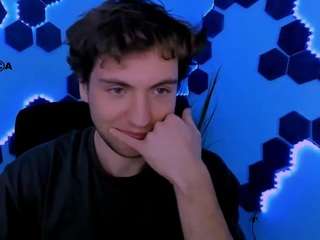 joseph-bear — 在 camsoda 直播的网络摄像头模特