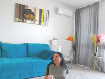 scarlettemptations — 在 chaturbate 直播的网络摄像头模特