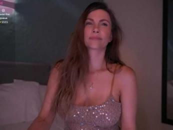 gialiann — 在 bongacams 直播的网络摄像头模特