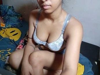 TaraVij — 在 bongacams 直播的网络摄像头模特