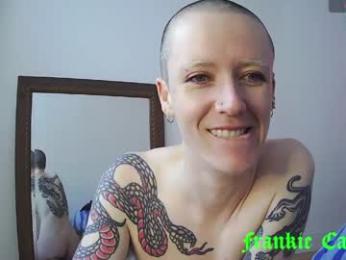 frankiecatalyst — 在 chaturbate 直播的网络摄像头模特