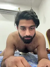 hottestboy03 — 在 stripchat 直播的网络摄像头模特